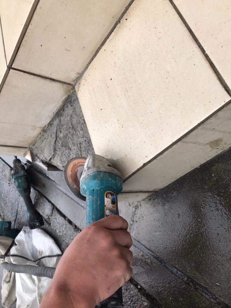 タイル張替え工事