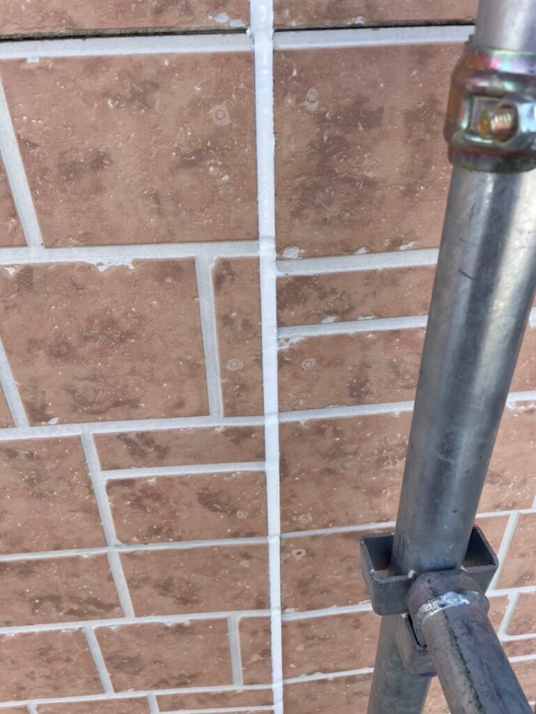 目地打ち替え&剥離補修工事