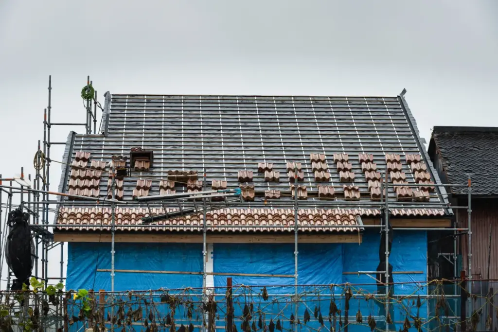 屋根葺き替え
